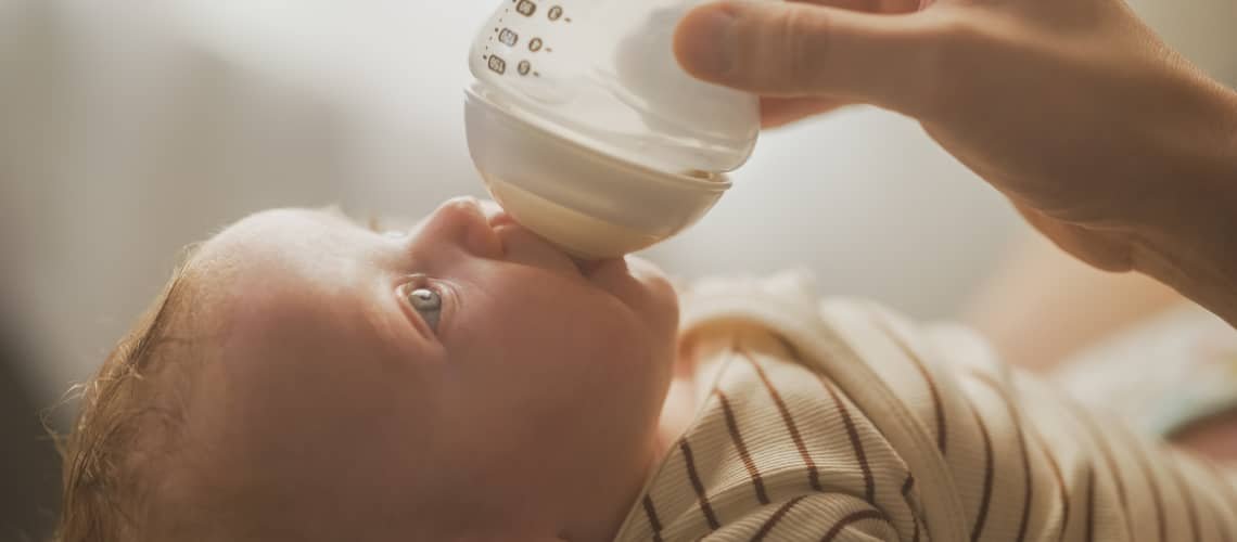 How much a newborn should drink?