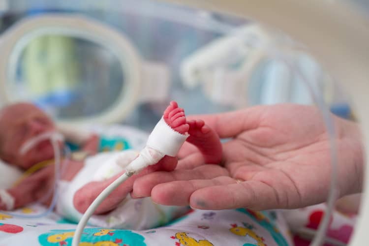 Premature babies at 28 weeks and earlier