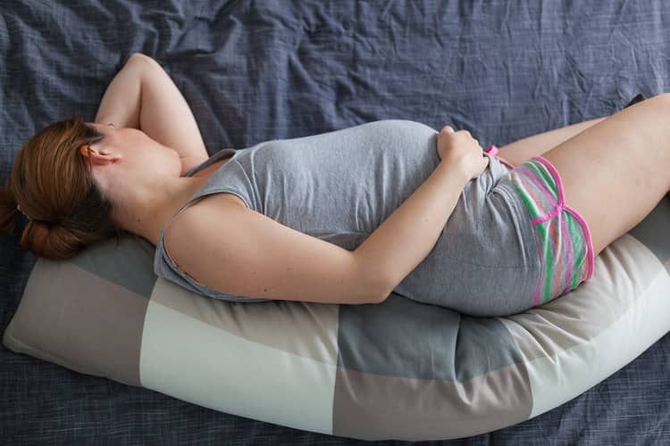 Sleeping on the side during pregnancy